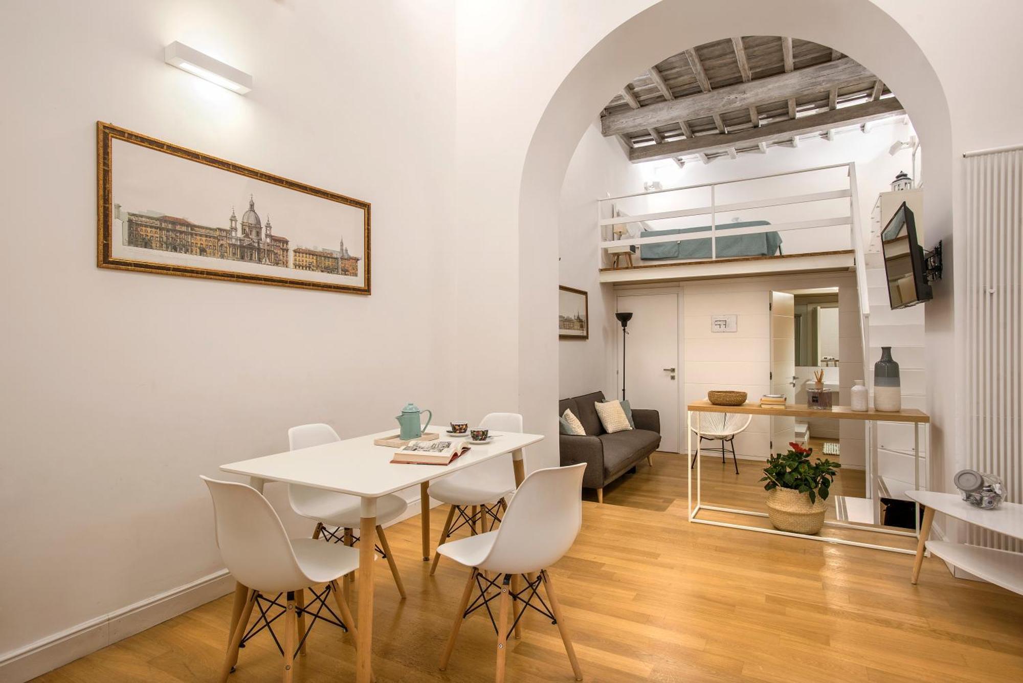 Holidays Teatro Pace Apartment Rome