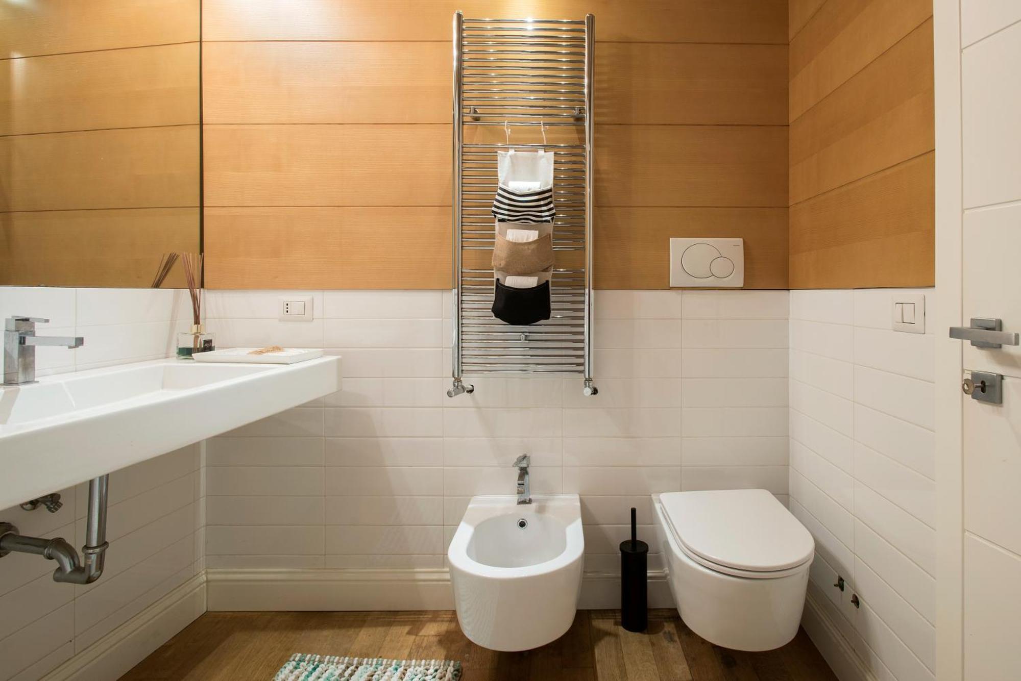 Holidays Teatro Pace Apartment *