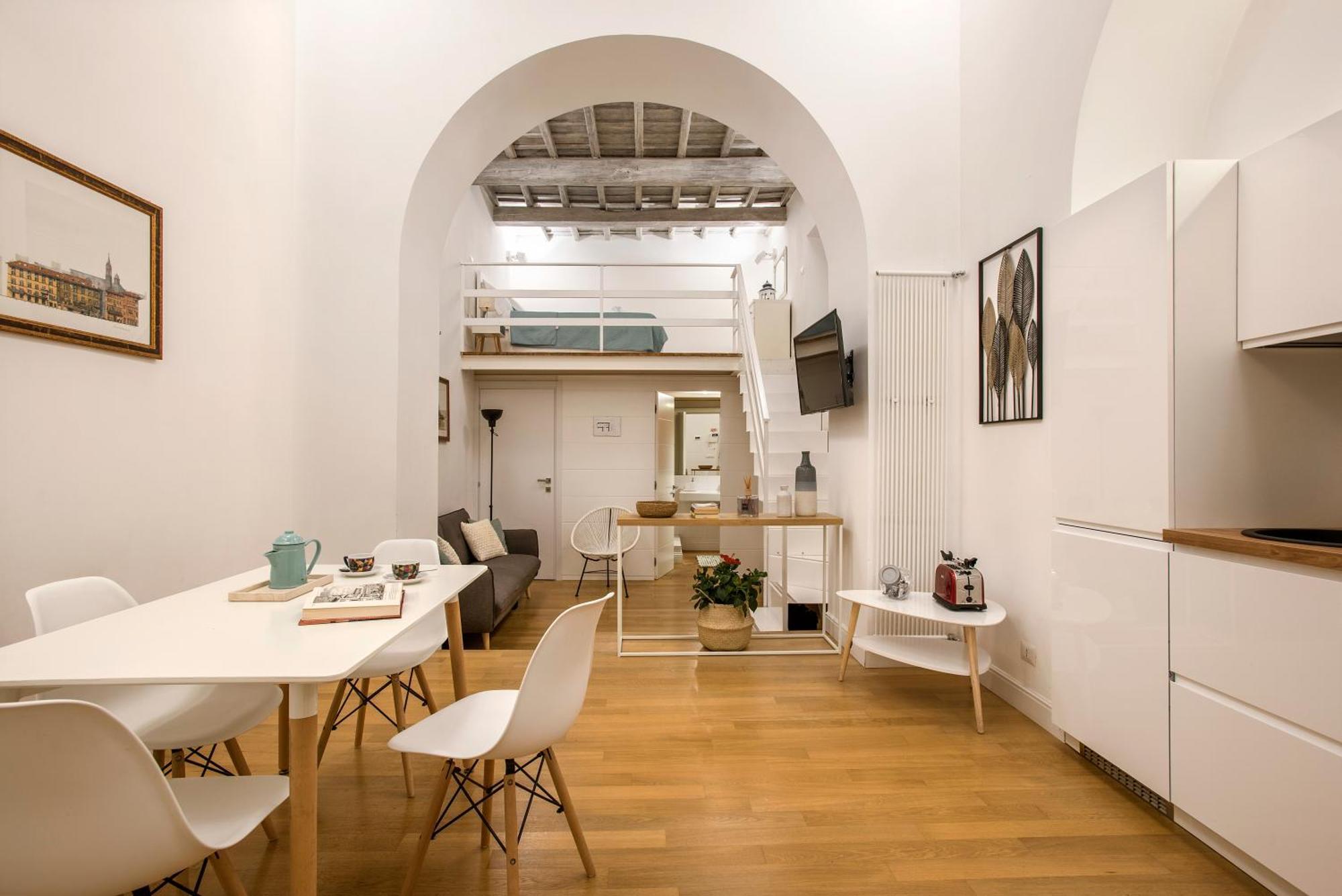 Holidays Teatro Pace Apartment