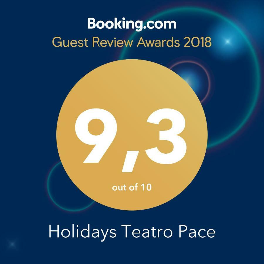 Holidays Teatro Pace Apartment *